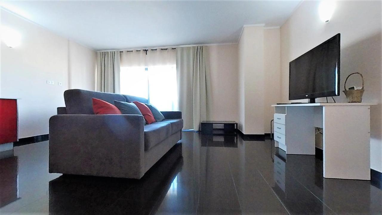 Apartamentos Turisticos Rocha Tower 3 بورتيماو المظهر الخارجي الصورة